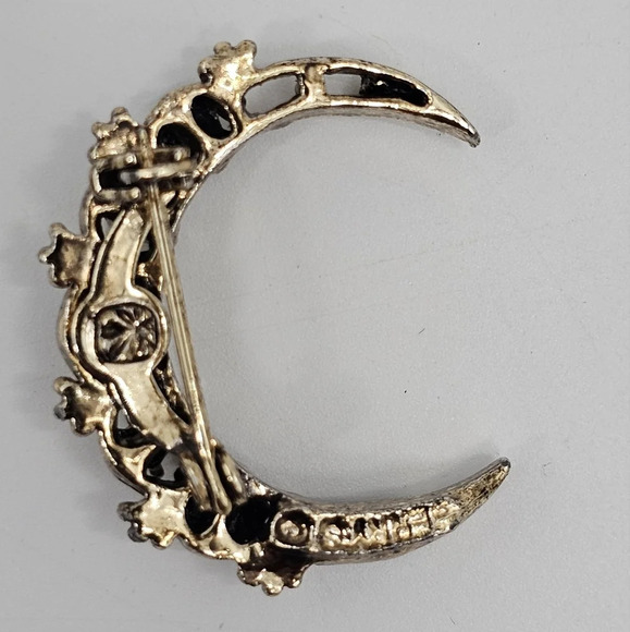 Vintage Signed Gerry Weber Crescent Moon Brooch Pin Gold Tone Green Enamel - Picture 2 of 5